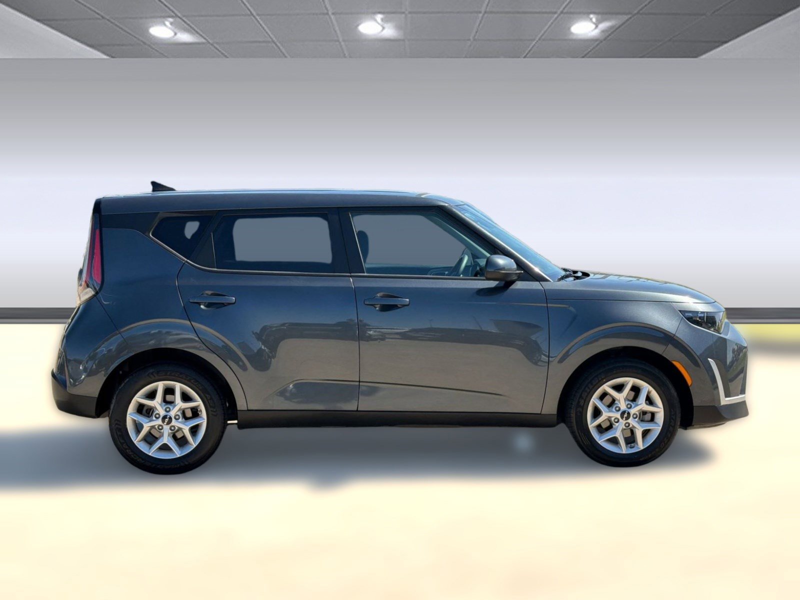 Used 2024 Kia Soul LX w/ Option Group 015 image 8