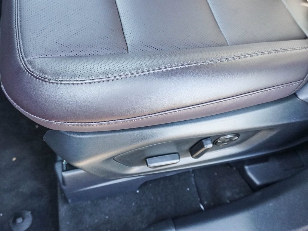 New 2026 Ford Explorer Platinum RWD image 19