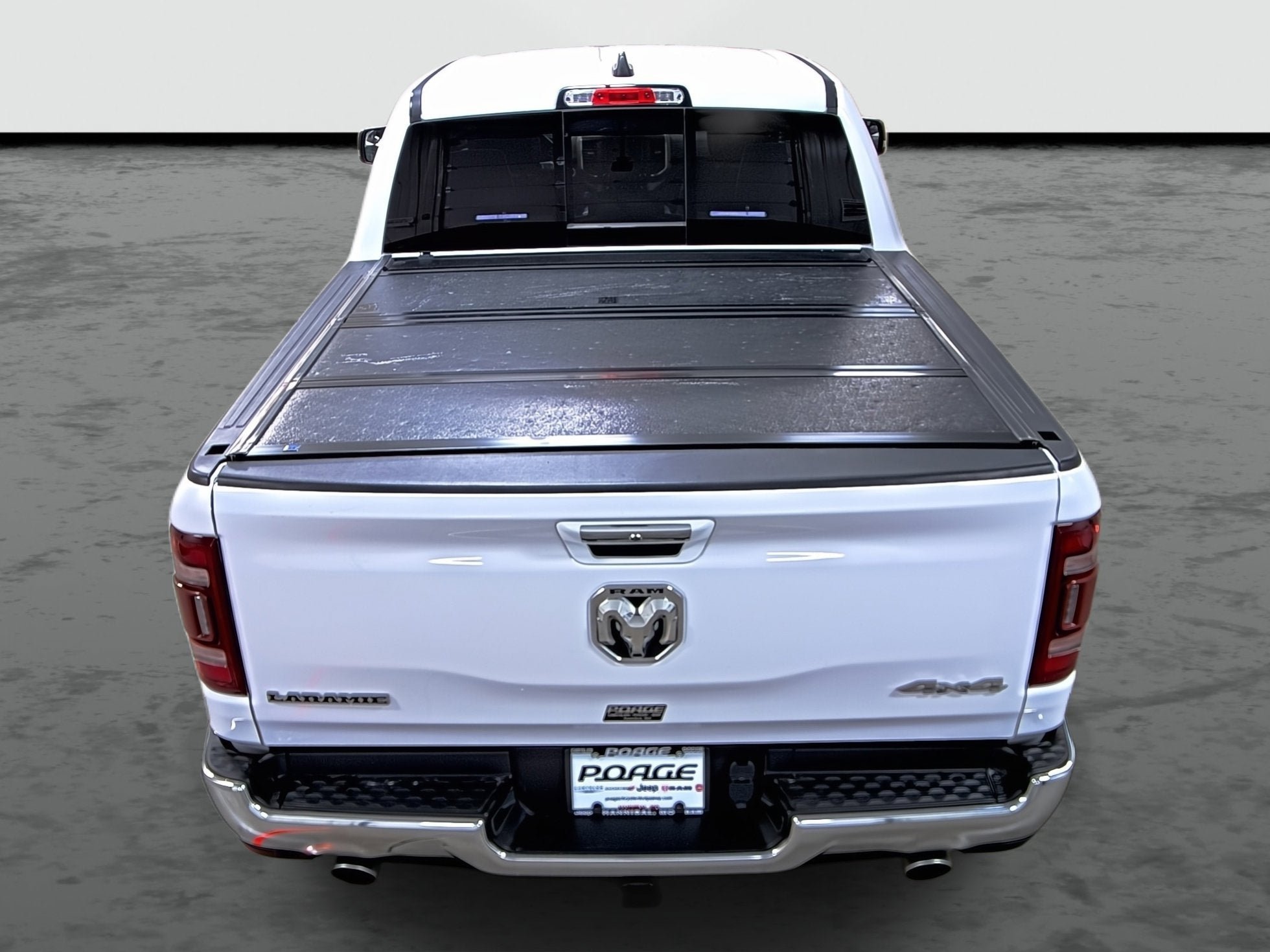 Used 2022 RAM 1500 Laramie AWD/4WD image 3