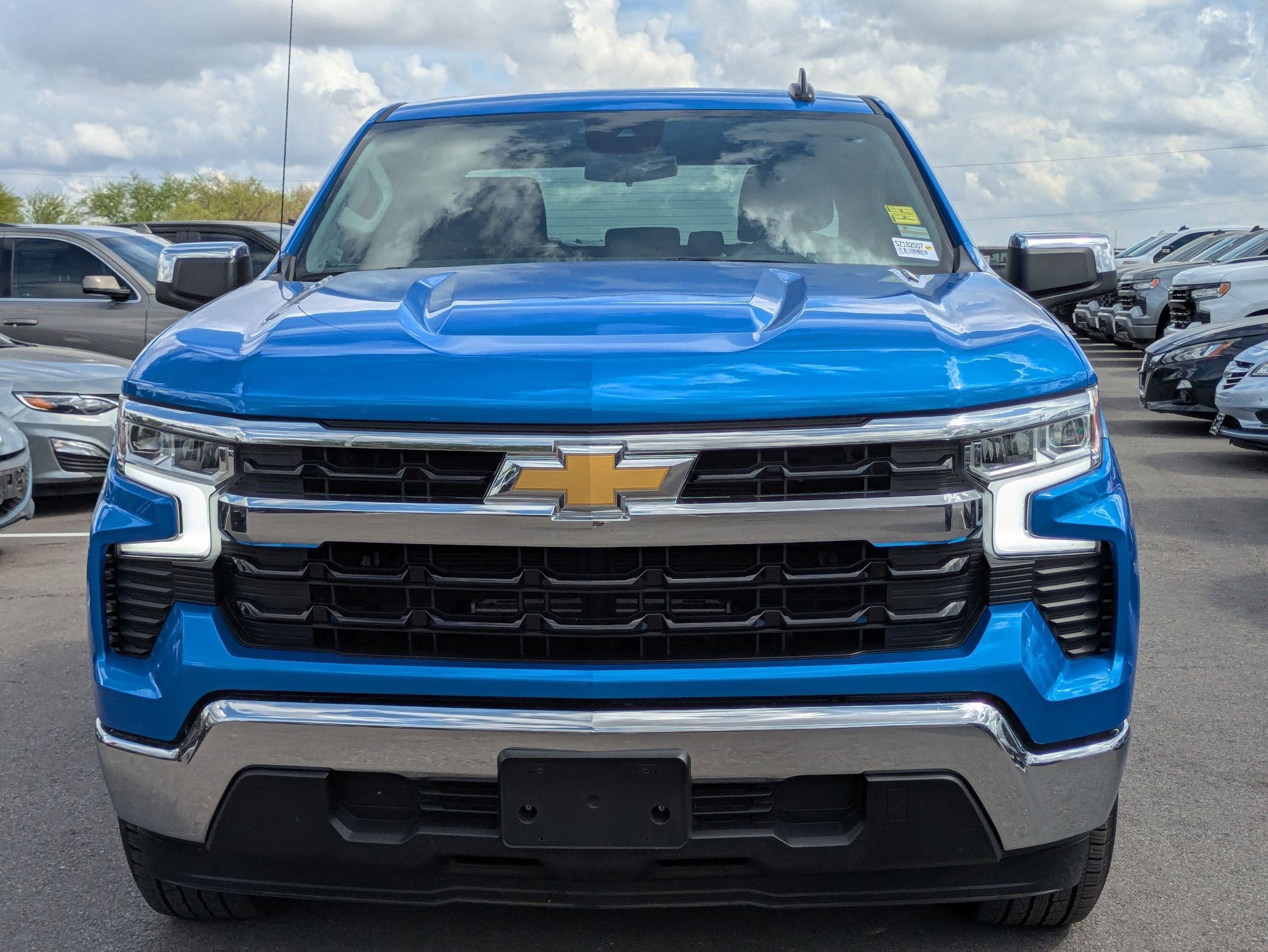 Used 2025 Chevrolet Silverado 1500 LT image 8