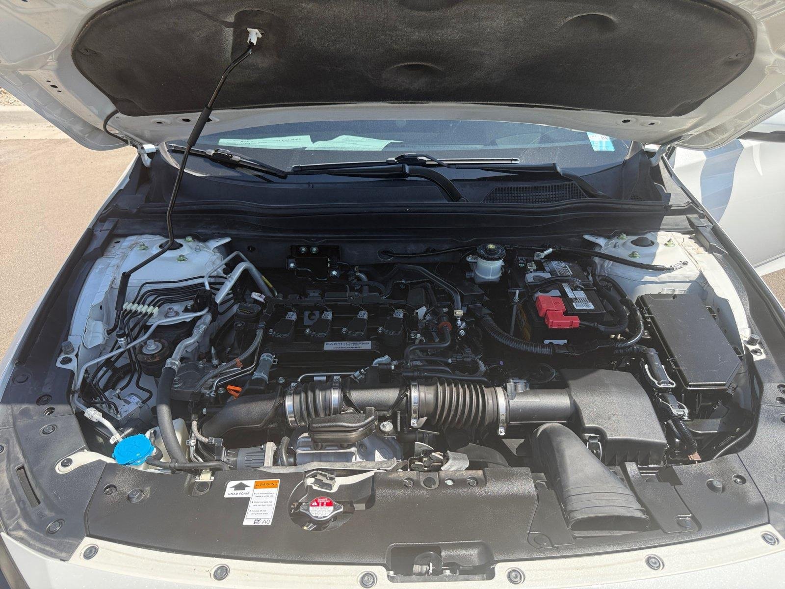 Used 2018 Honda Accord Touring image 19