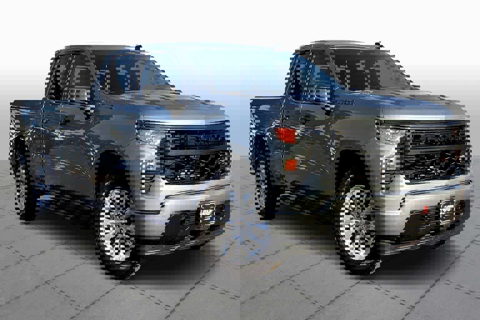 Certified 2025 Chevrolet Silverado 1500 Custom image 2