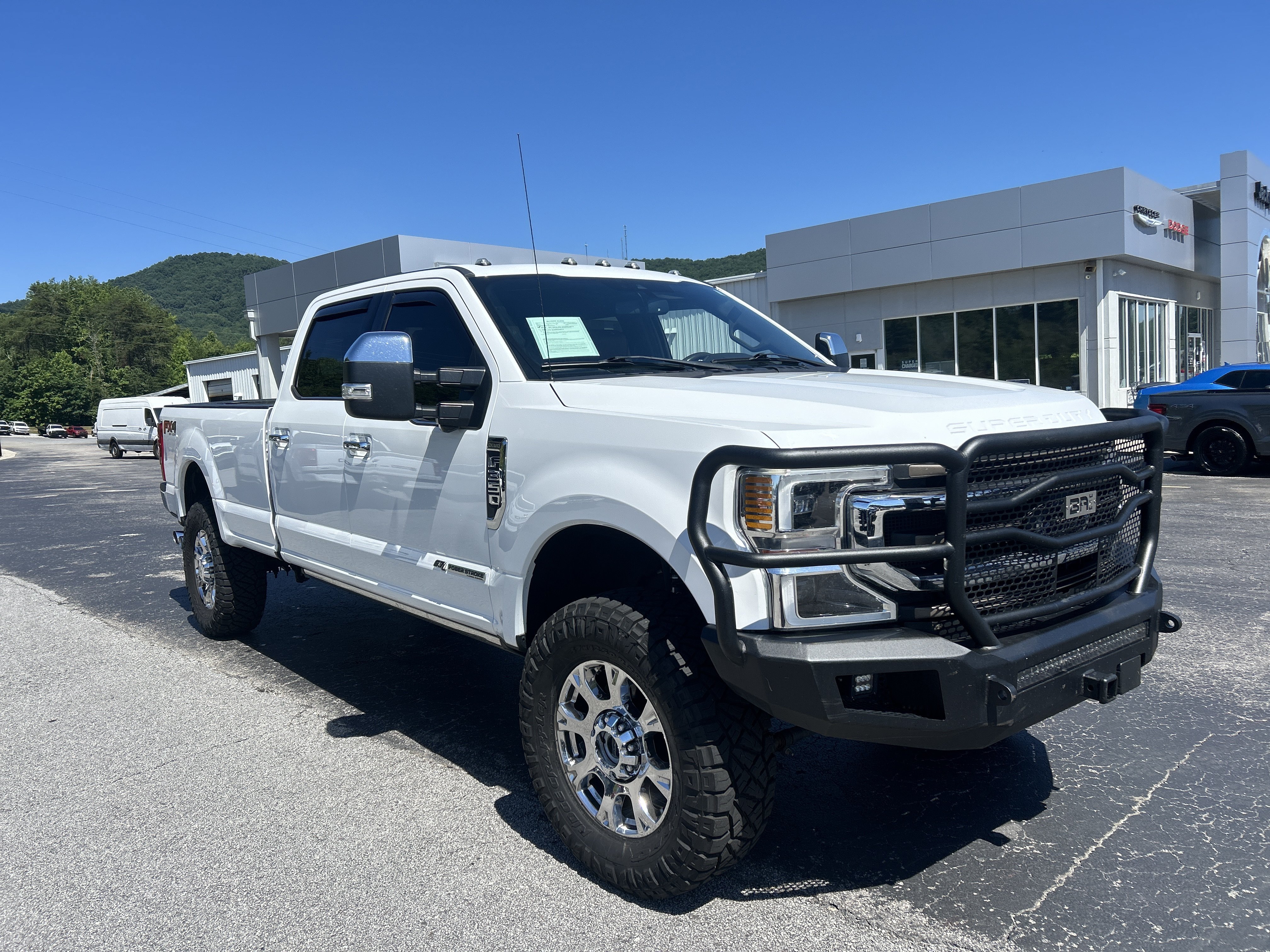 Used 2021 Ford F350 King Ranch w/ King Ranch Ultimate Package AWD/4WD image 13
