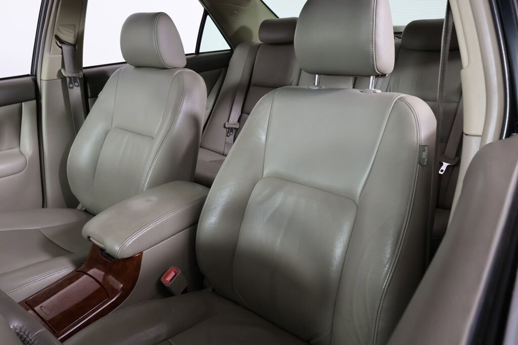 Used 2005 Toyota Camry XLE image 35