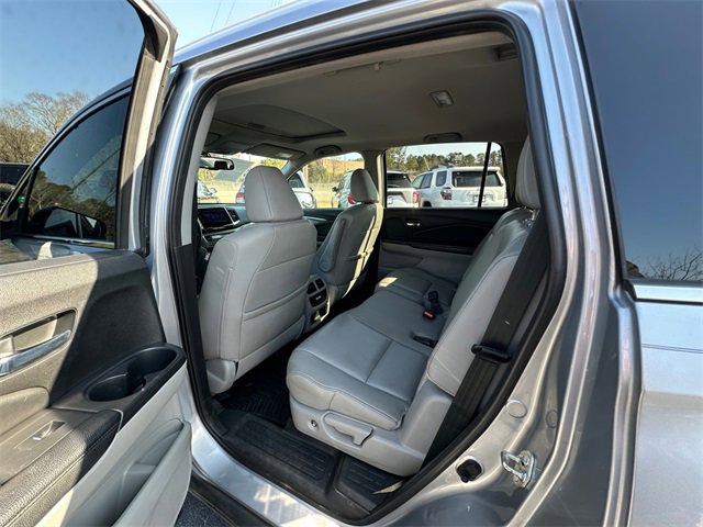 Used 2017 Honda Pilot EX-L image 19