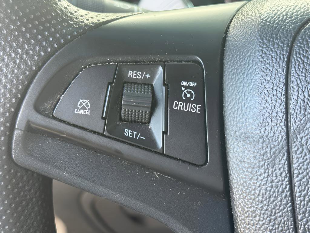 Used 2019 Chevrolet Trax LT w/ LPO, Cargo Package FWD image 15