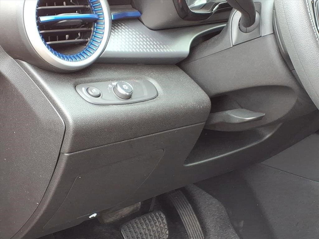 Certified 2024 Chevrolet Trax LS w/ LS Convenience Package image 16