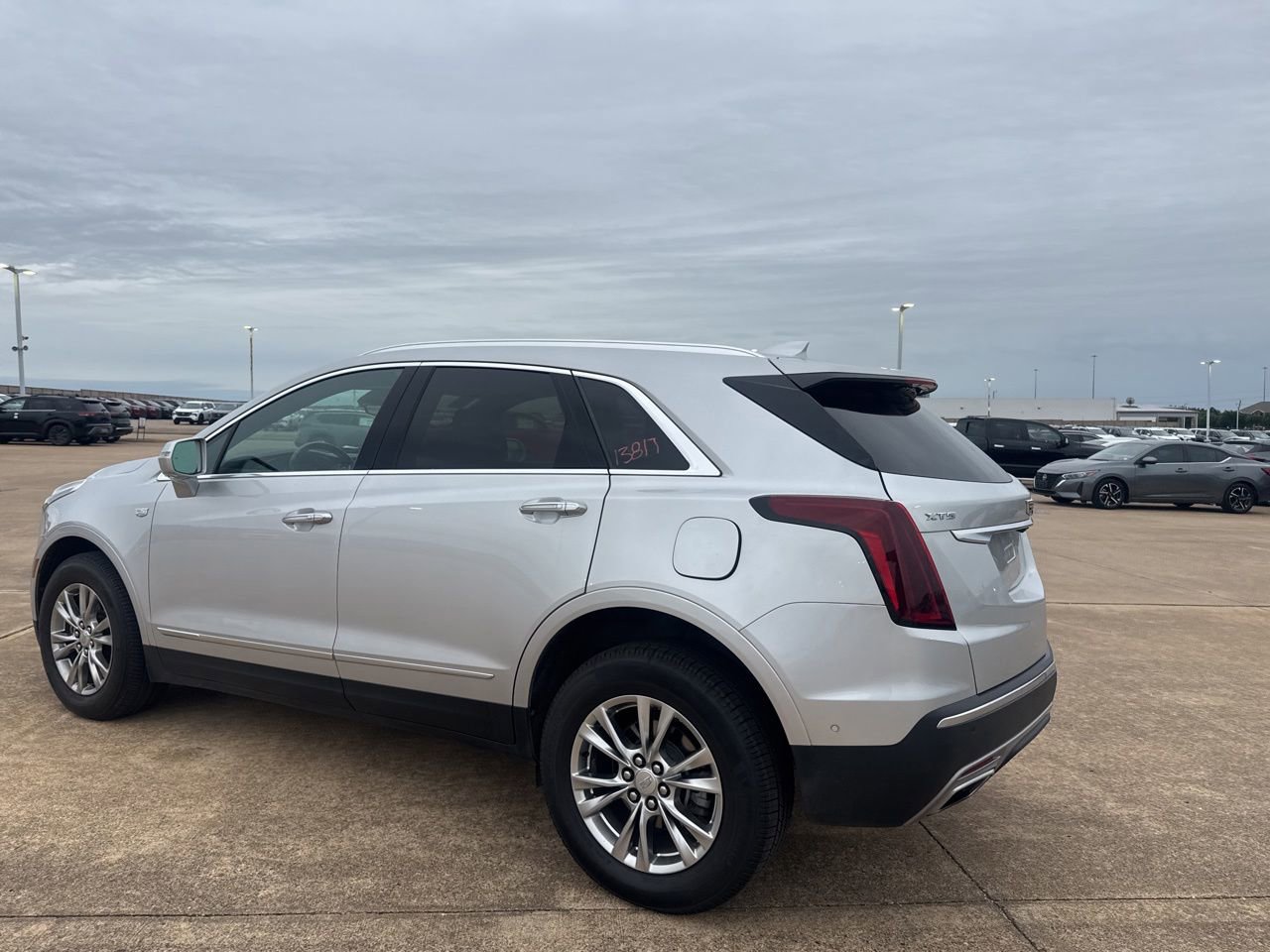 Used 2020 Cadillac XT5 Premium Luxury FWD image 12
