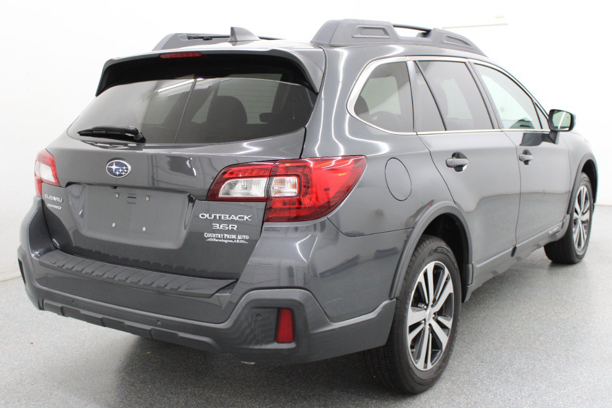 Used 2018 Subaru Outback 3.6R Limited AWD/4WD image 5