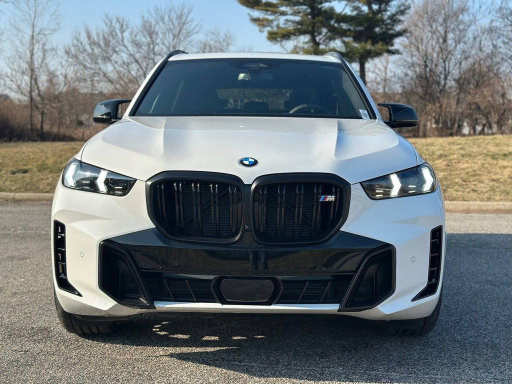 New 2026 BMW X5 M60i w/ Executive Package image 2