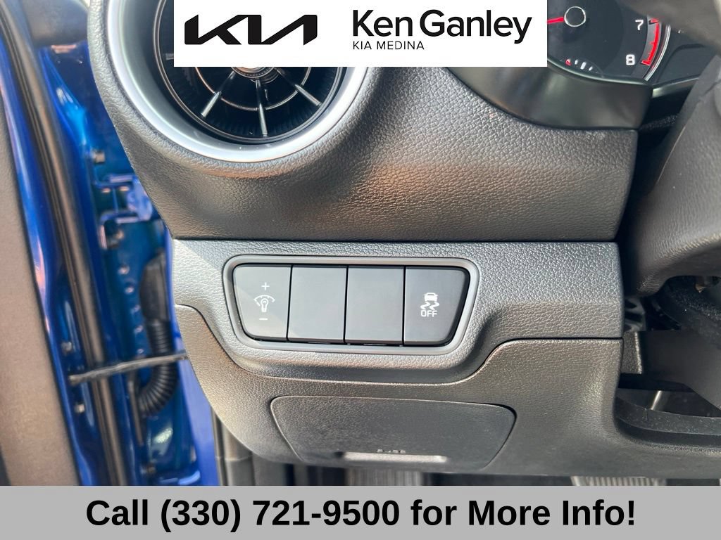 Certified 2023 Kia Forte LXS FWD image 30