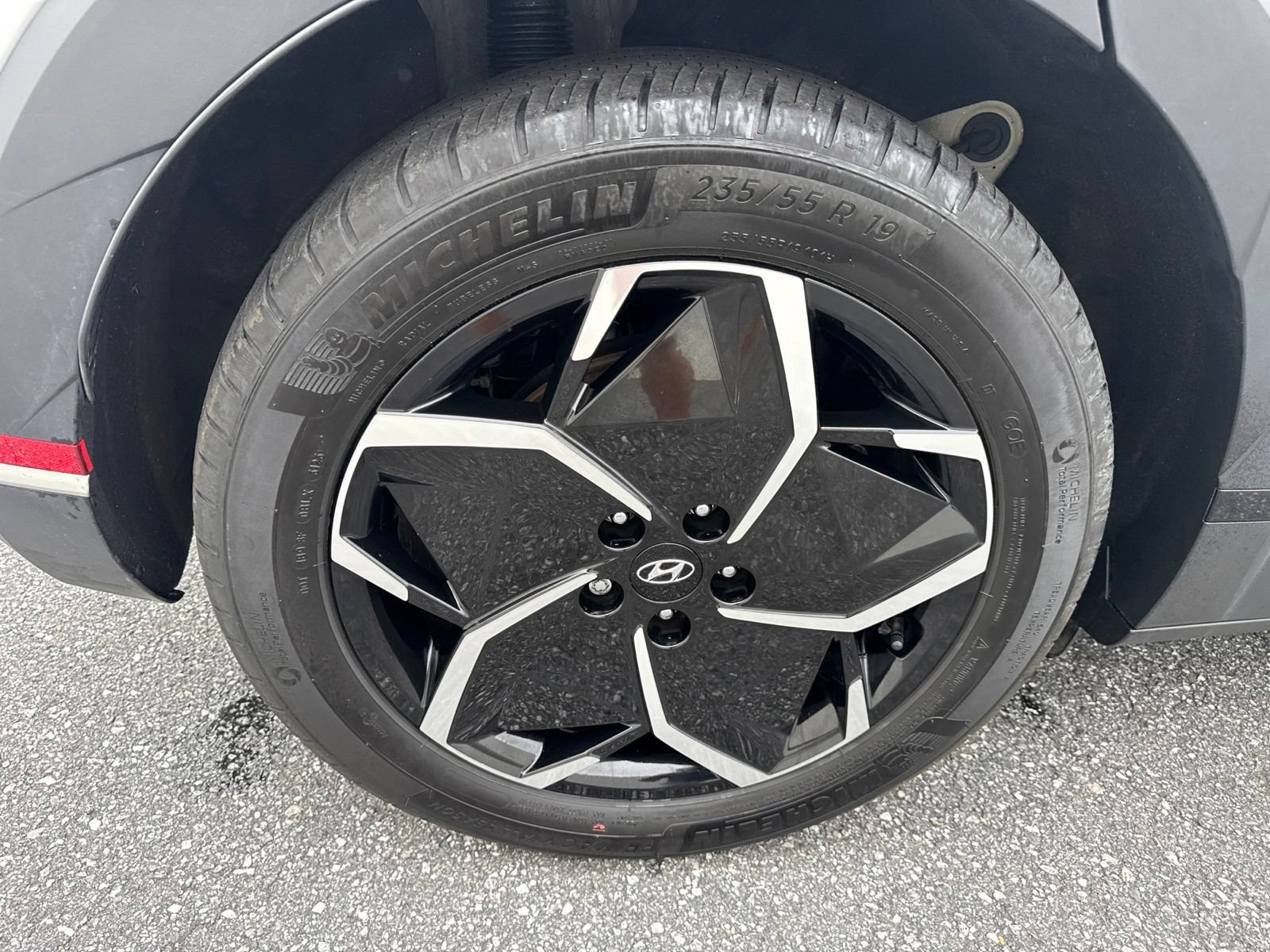 Certified 2024 Hyundai Ioniq 5 SEL AWD/4WD image 11