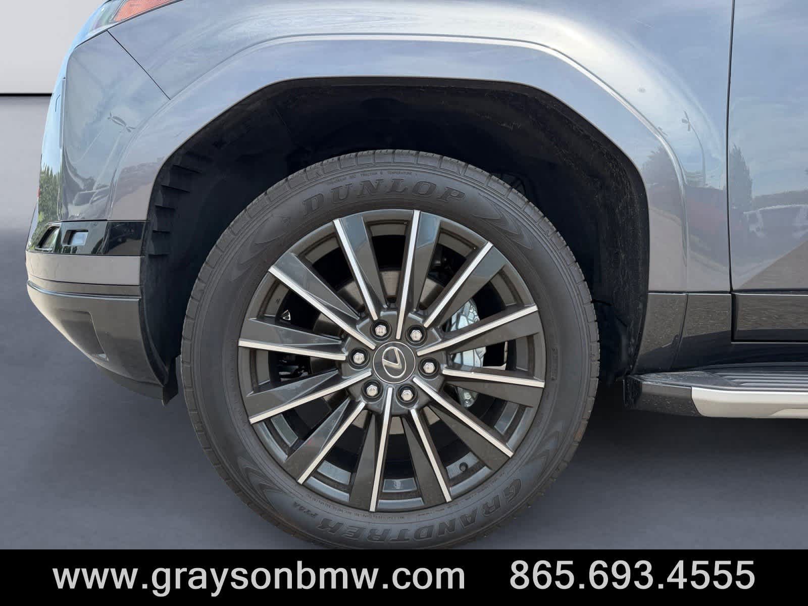 Used 2024 Lexus GX 550 w/ Accessory Package (2T) AWD/4WD image 9