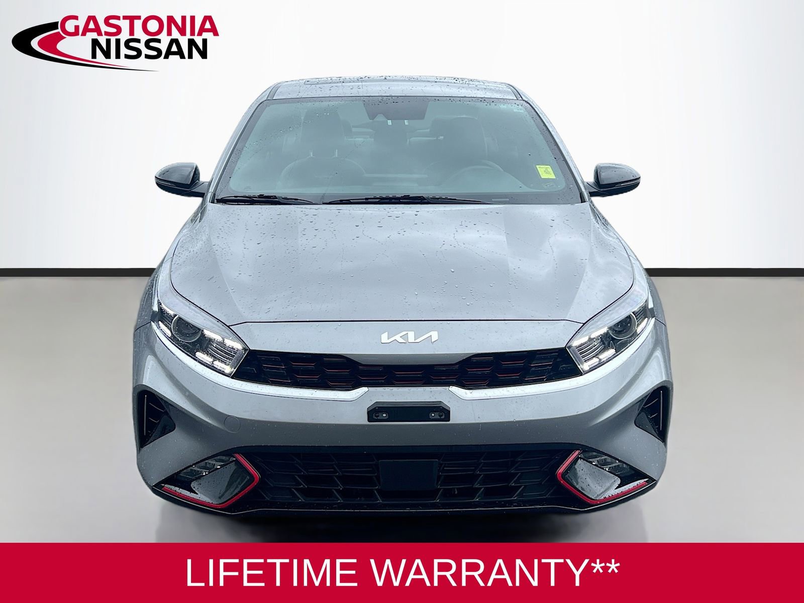 Used 2023 Kia Forte GT-Line w/ GT-Line Premium Package image 2