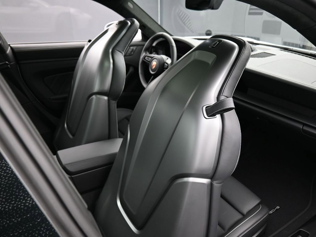 New 2026 Porsche 911 Carrera GTS image 25