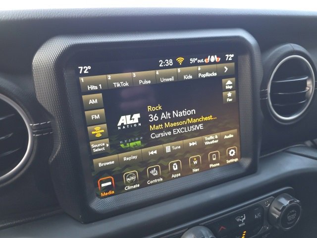 Used 2023 Jeep Wrangler Unlimited Sahara w/ Cold Weather Group image 23