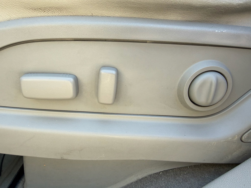 Used 2017 Buick Enclave Leather w/ Trailering Package image 19