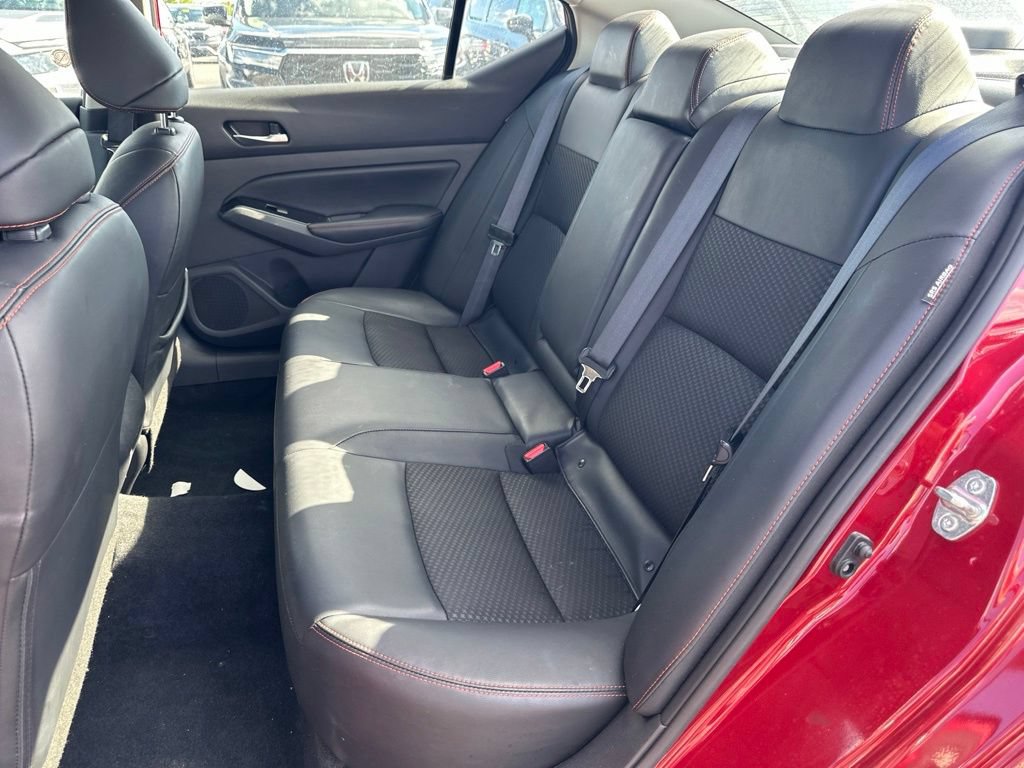 Used 2025 Nissan Altima 2.5 SR AWD/4WD image 13