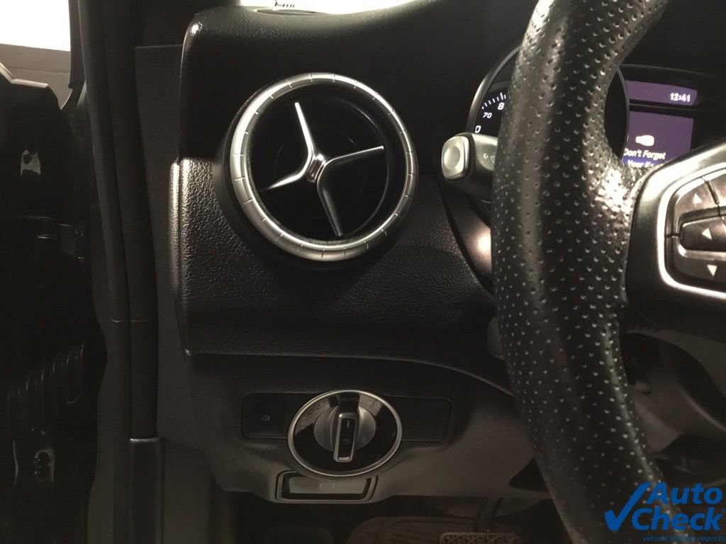 Used 2019 Mercedes-Benz CLA 250 4MATIC image 22