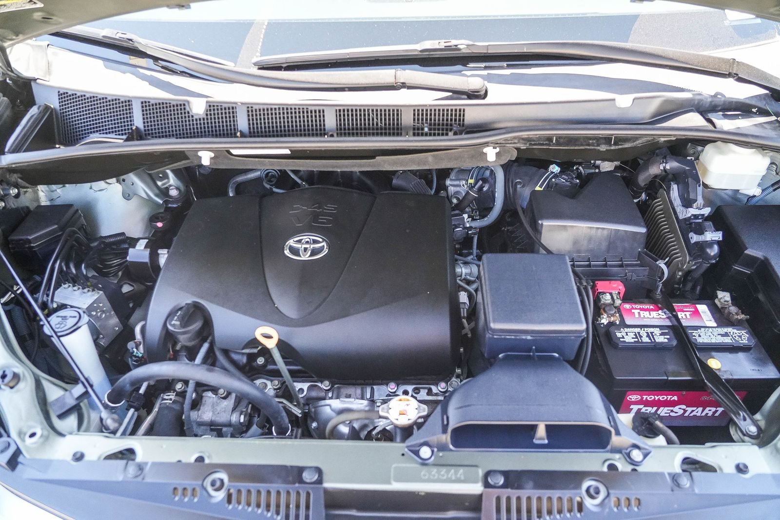 Certified 2020 Toyota Sienna LE w/ Carpet Mat Package FWD image 27