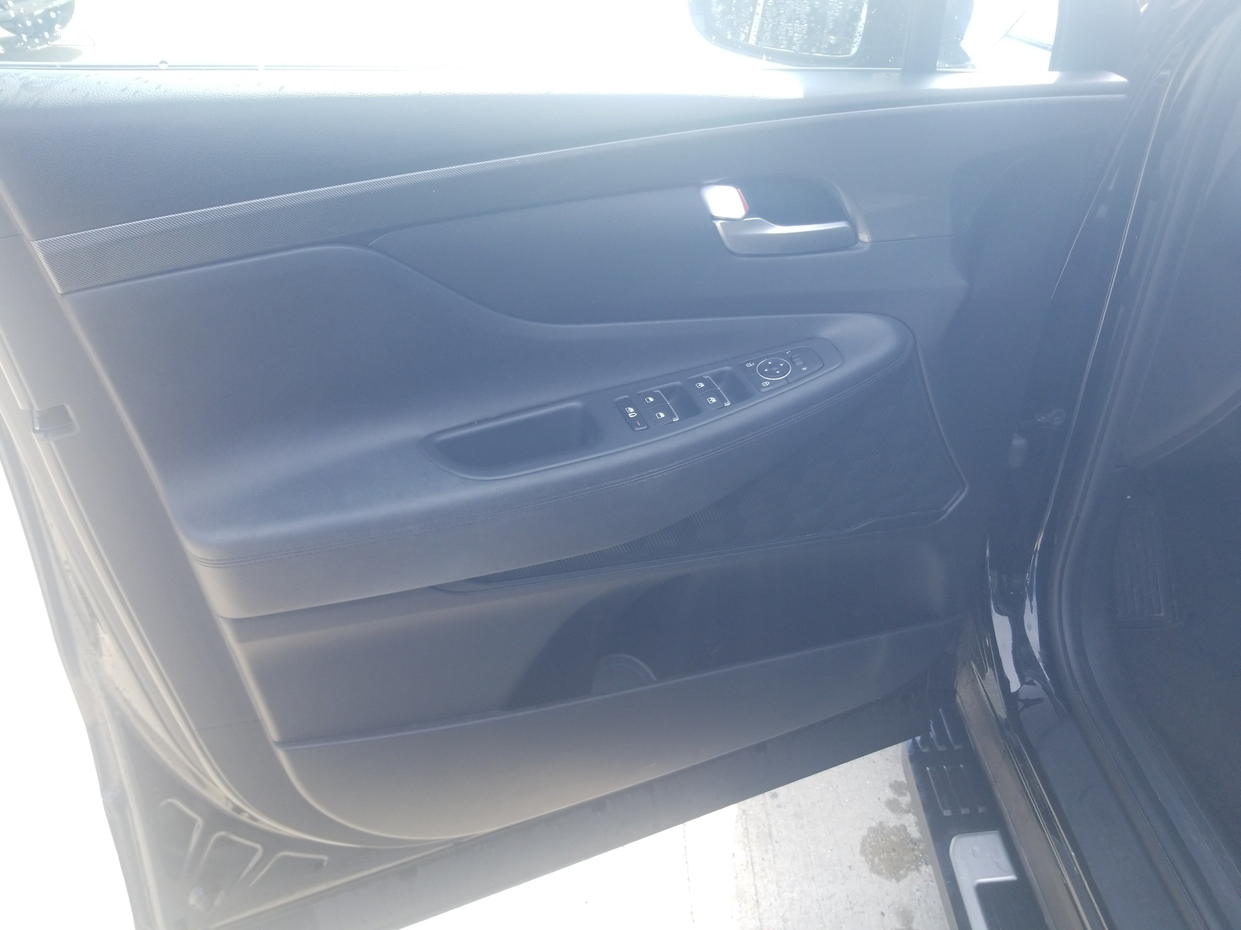 Used 2023 Hyundai Santa Fe XRT FWD image 9