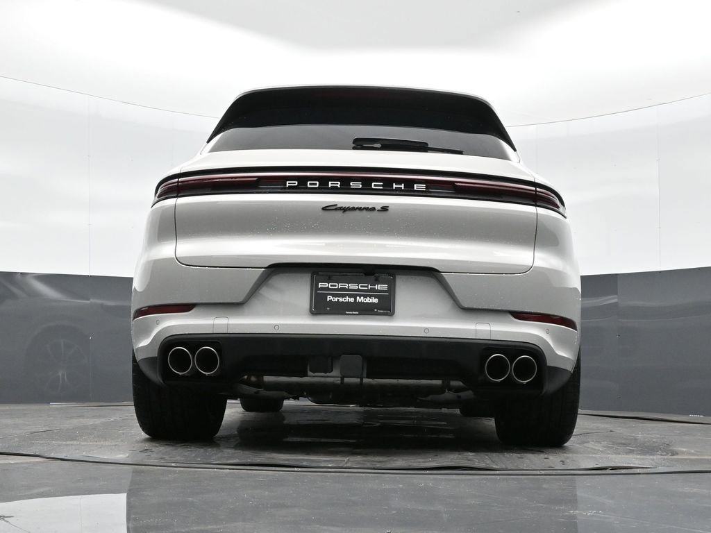 New 2026 Porsche Cayenne S image 36