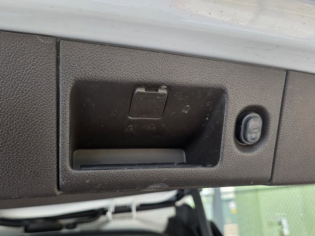 Used 2016 GMC Yukon XL Denali w/ Open Road Package image 16