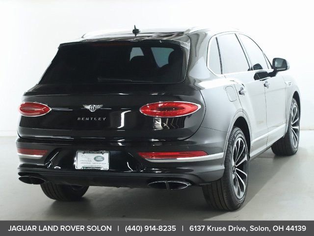 Used 2022 Bentley Bentayga image 9