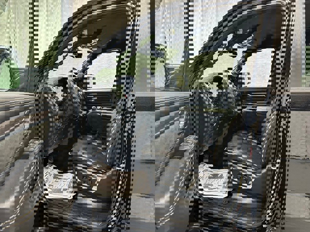 Used 2025 RAM 1500 Laramie image 10