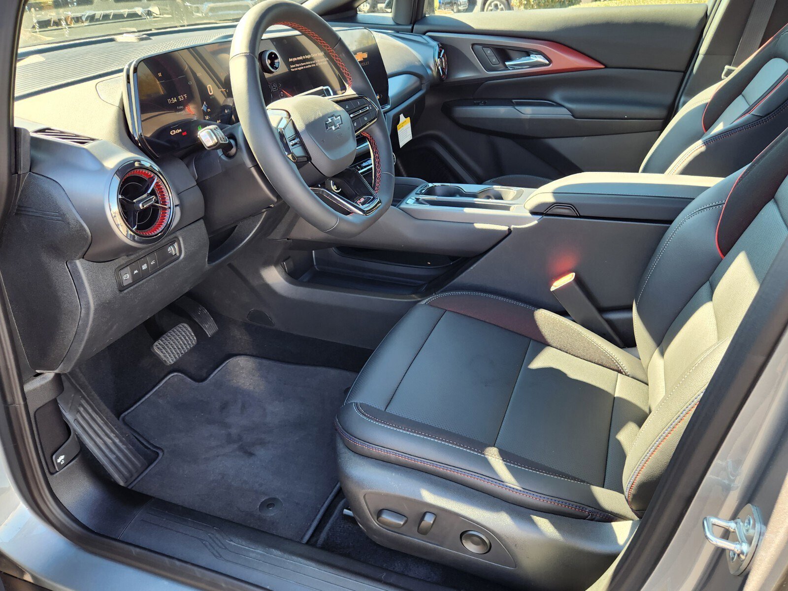 New 2026 Chevrolet Equinox EV RS FWD image 6