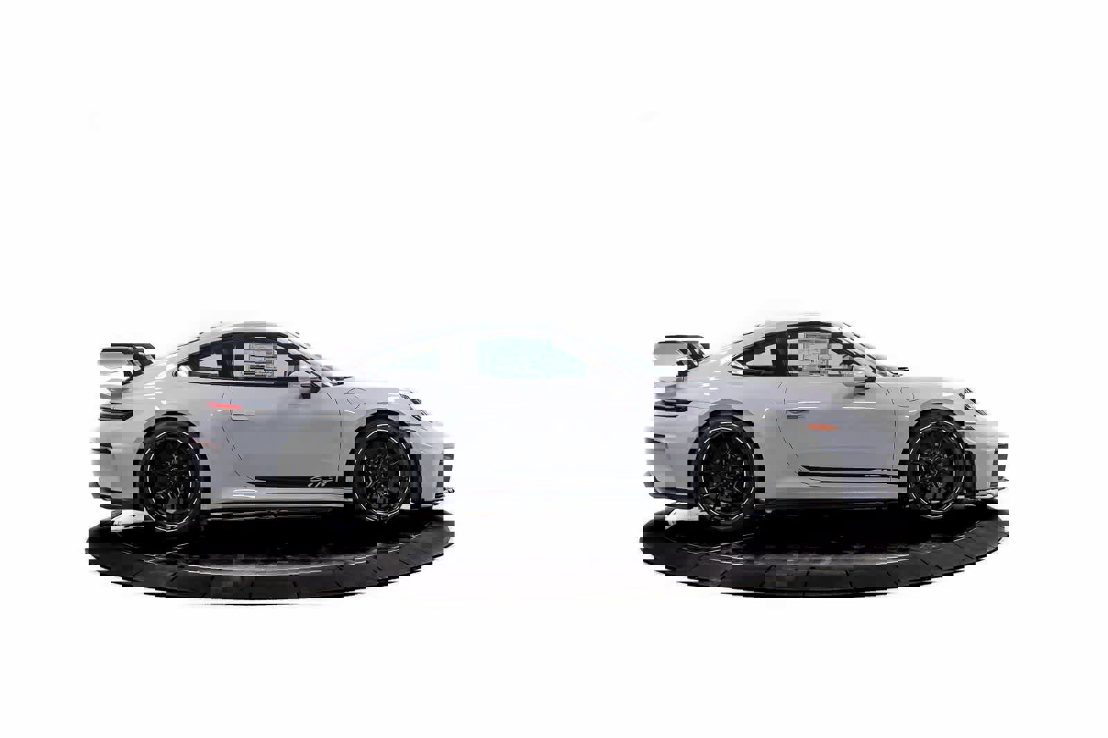 New 2026 Porsche 911 GT3 image 8