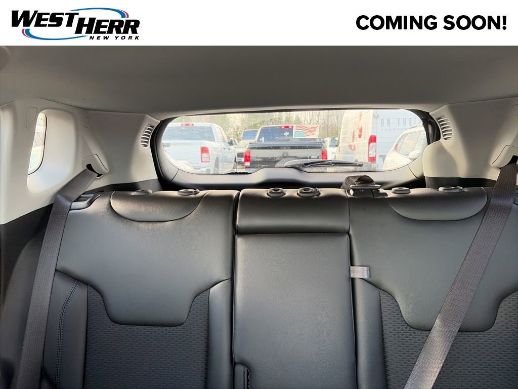 Used 2022 Jeep Compass Latitude w/ Convenience Group image 9