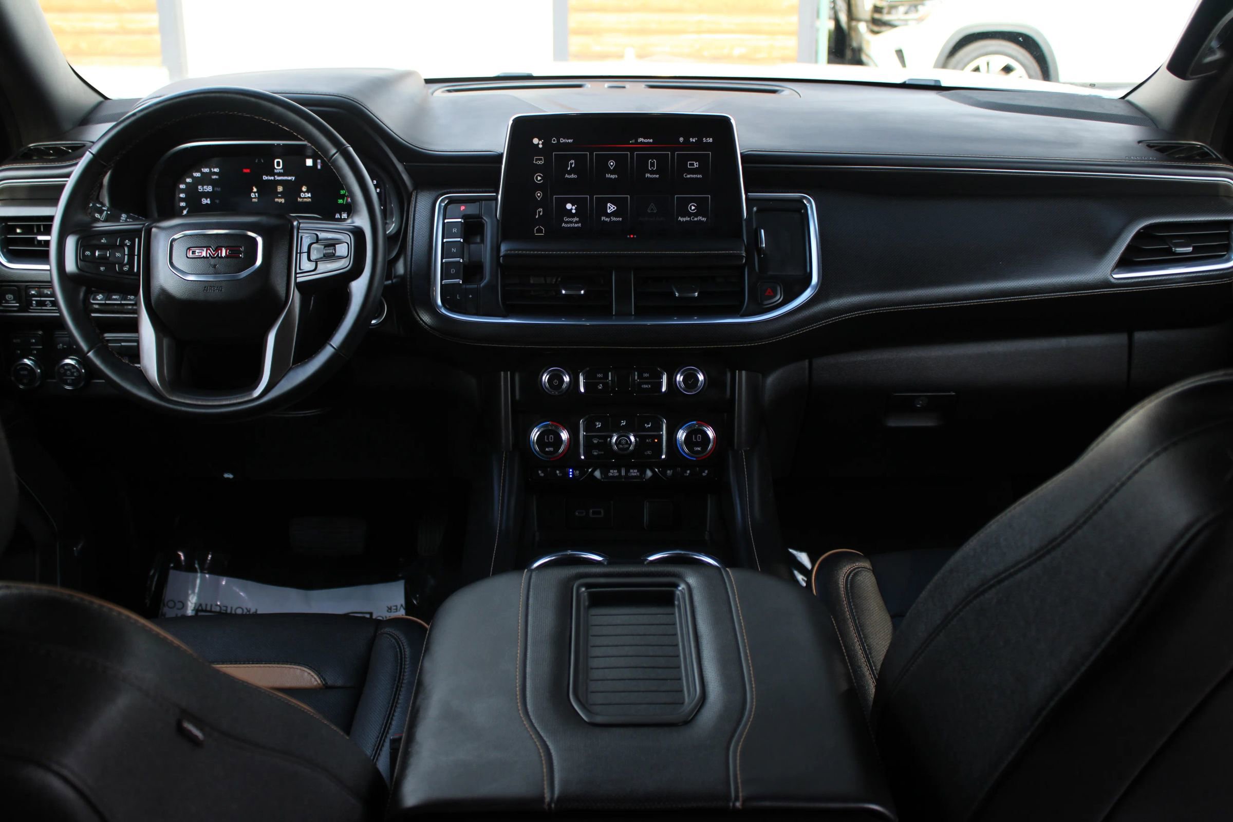 Used 2023 GMC Yukon AT4 w/ AT4 Premium Plus Package image 30