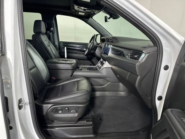 Used 2021 GMC Yukon Denali w/ Denali Premium Package image 28