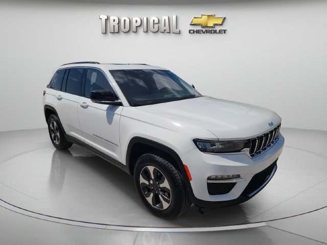 Used 2024 Jeep Grand Cherokee Limited 4xe AWD/4WD image 7