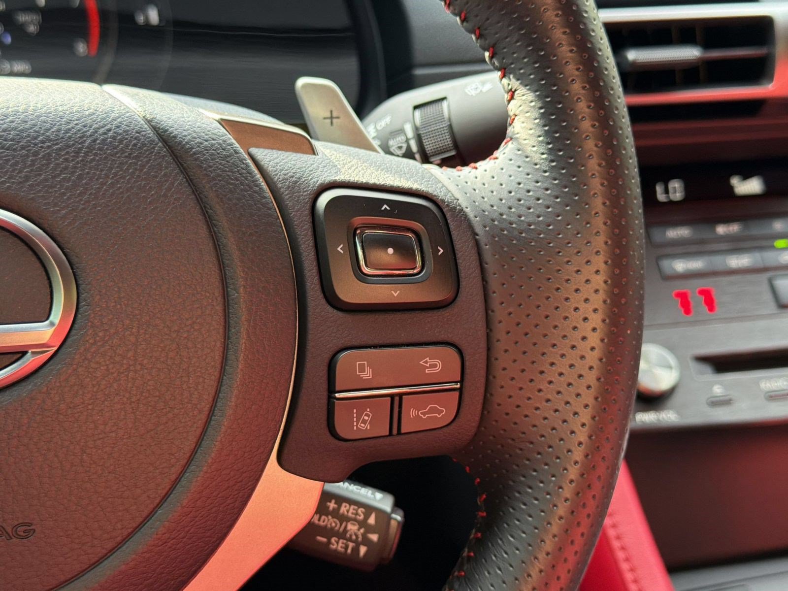 Used 2025 Lexus RC 350 F Sport w/ Navigation Package RWD image 16