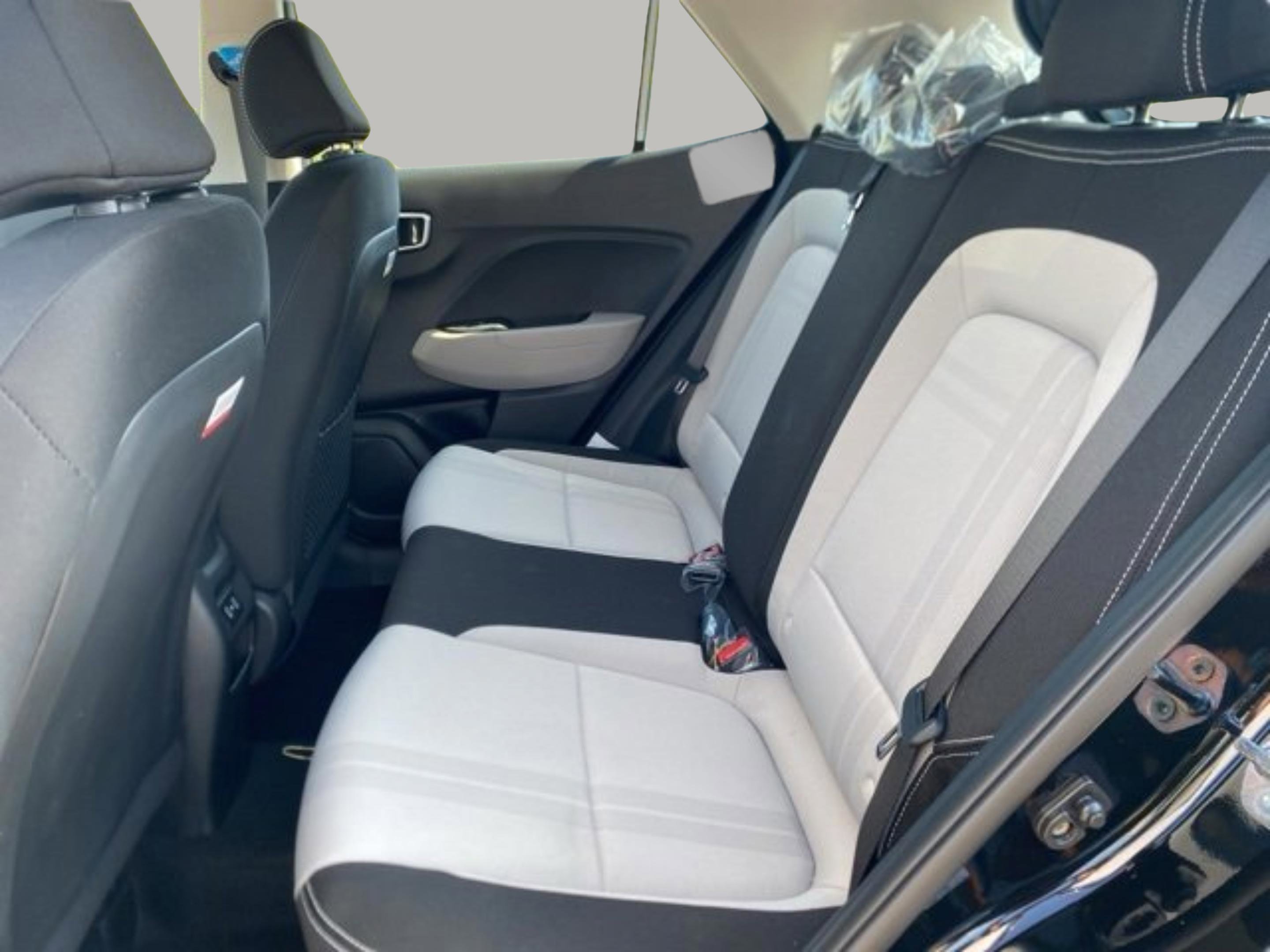 Certified 2025 Hyundai Venue SEL FWD image 31