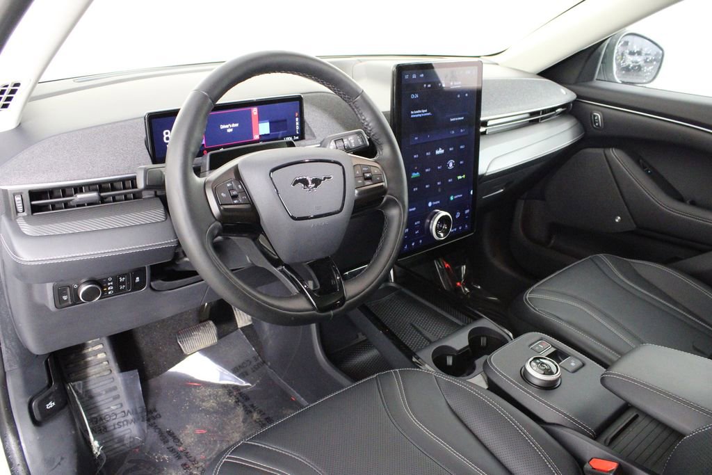Used 2023 Ford Mustang Mach-E Premium image 22