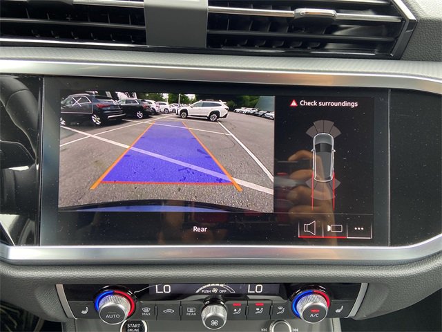 Used 2024 Audi Q3 2.0T Premium w/ Convenience Package image 20