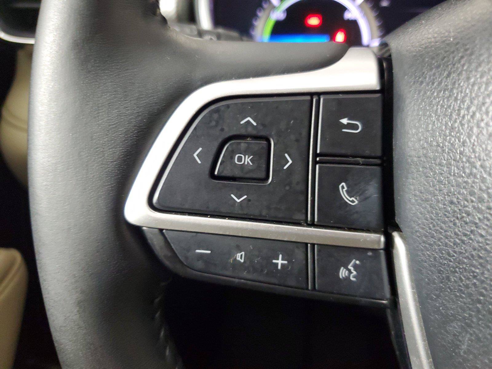 Used 2022 Toyota Highlander Platinum AWD/4WD image 25