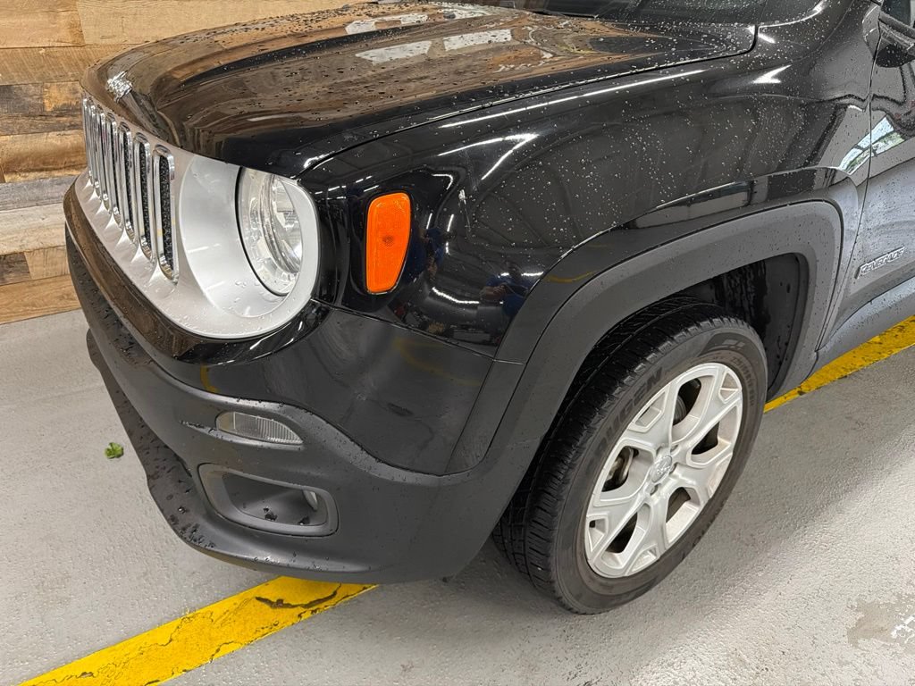 Used 2016 Jeep Renegade Limited AWD/4WD image 3