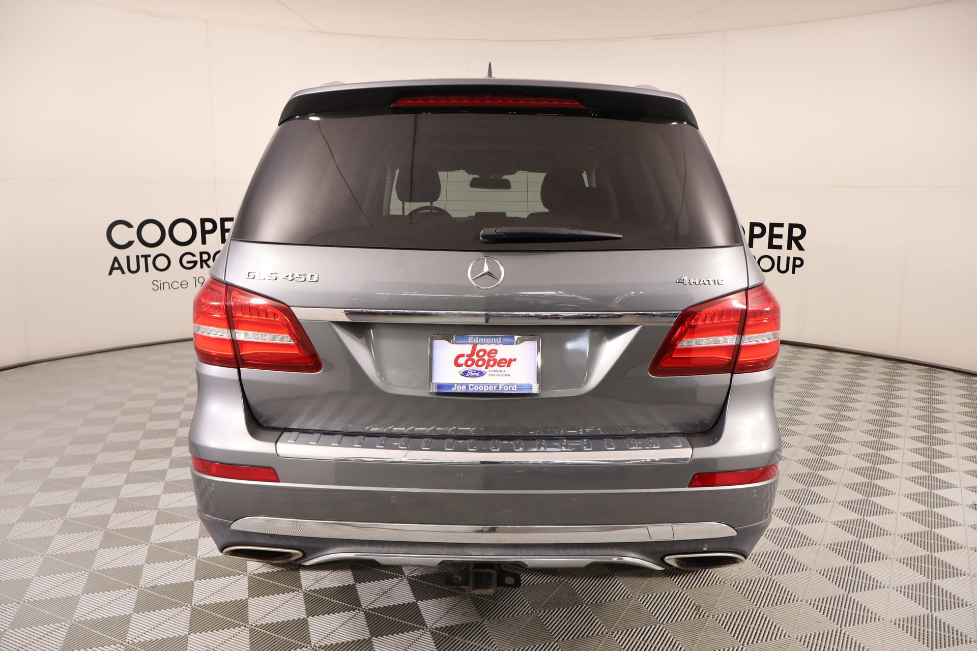 Used 2018 Mercedes-Benz GLS 450 4MATIC image 24