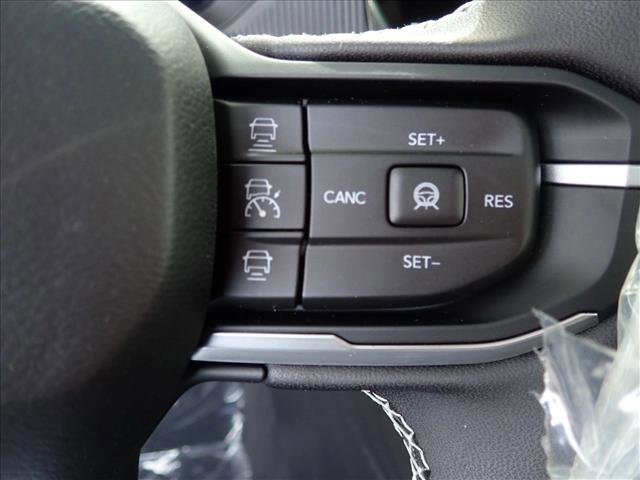 New 2026 Jeep Cherokee Overland image 16