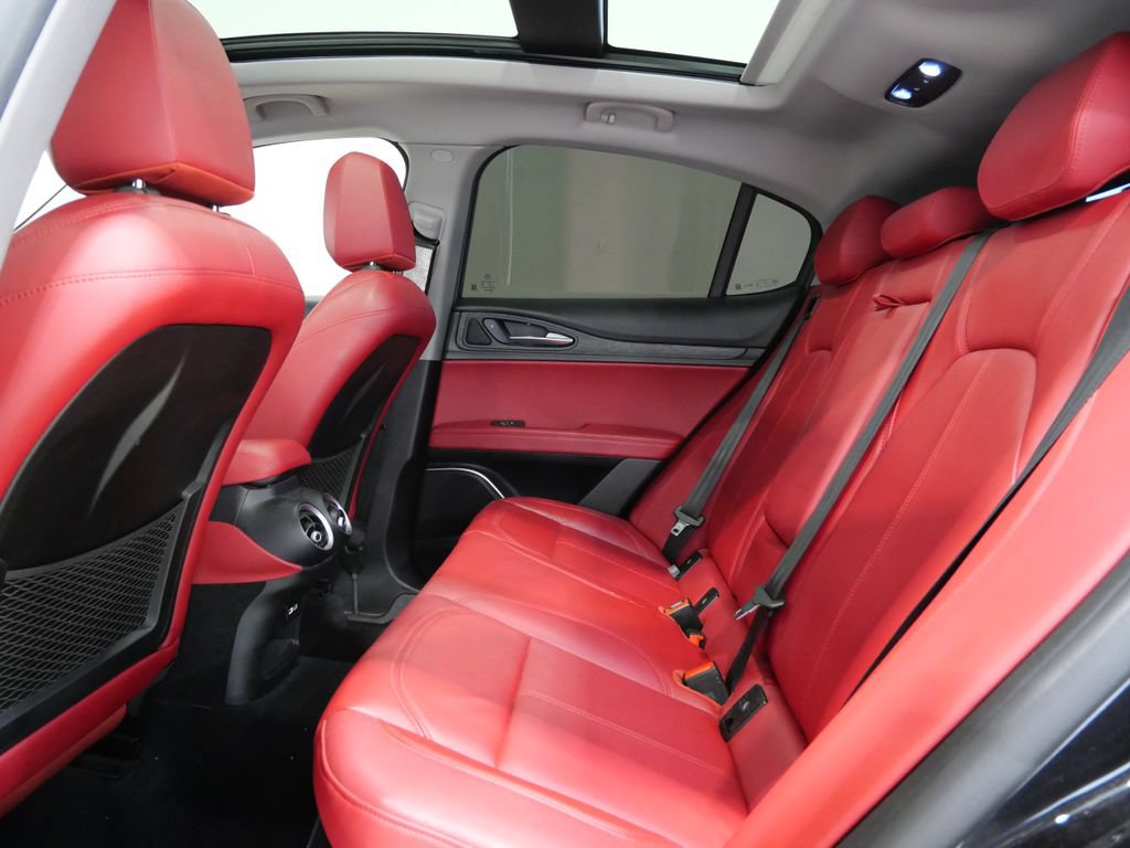 Used 2021 Alfa Romeo Stelvio Sprint w/ Sun & Sound Package AWD/4WD image 24