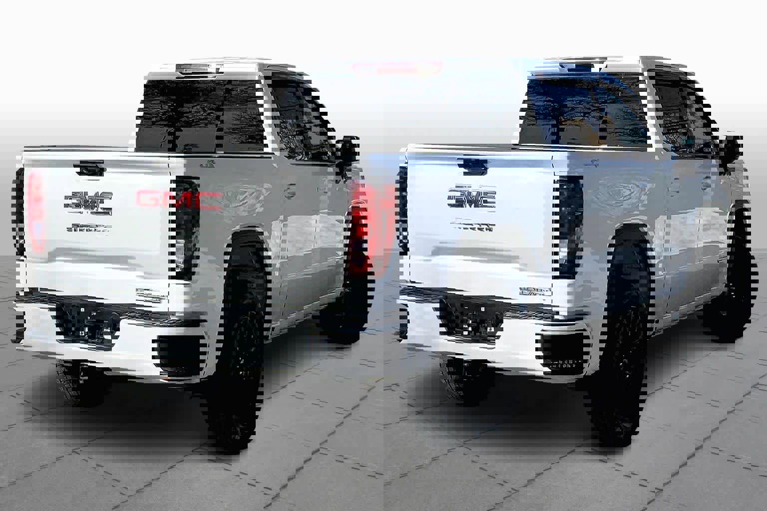 Used 2023 GMC Sierra 1500 Elevation image 11