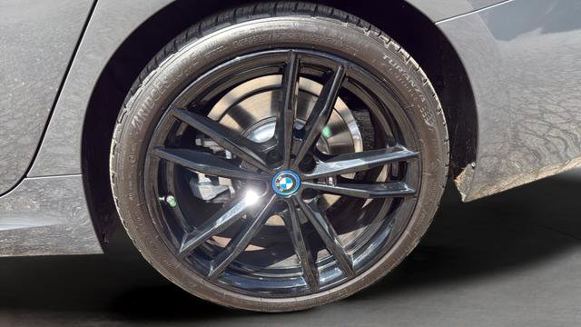 Used 2023 BMW 330e xDrive w/ M Sport Package image 32