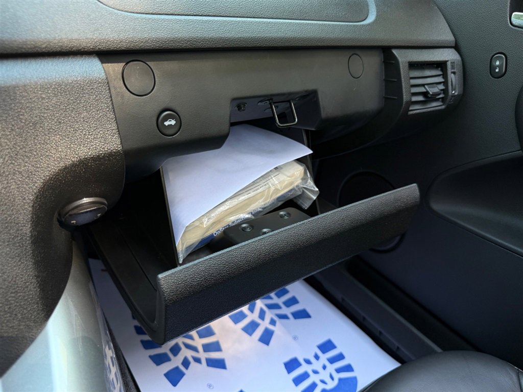 Used 2008 Saturn Sky Red Line image 48