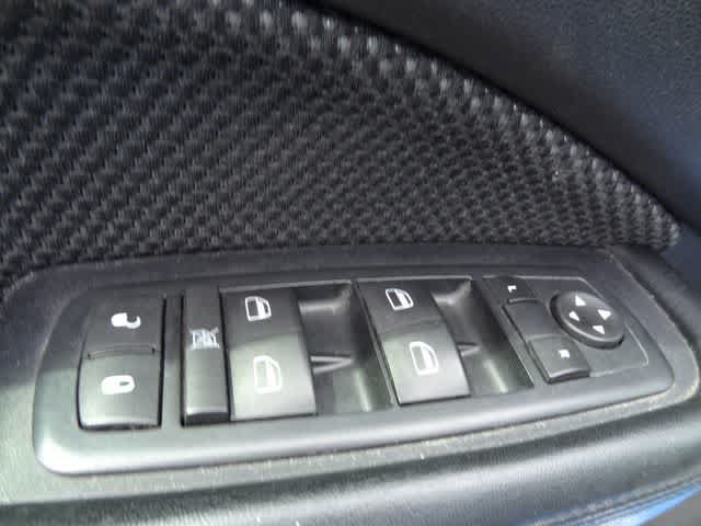 Used 2016 Dodge Dart SE w/ Convenience Group FWD image 10