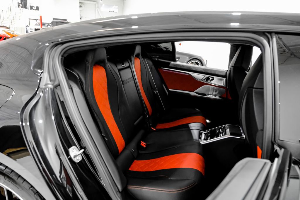 Used 2025 BMW M8 Competition image 32