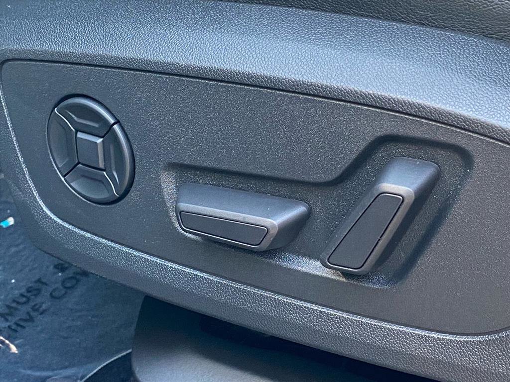 Used 2023 Audi Q4 e-tron Premium Plus w/ Premium Plus RWD image 12